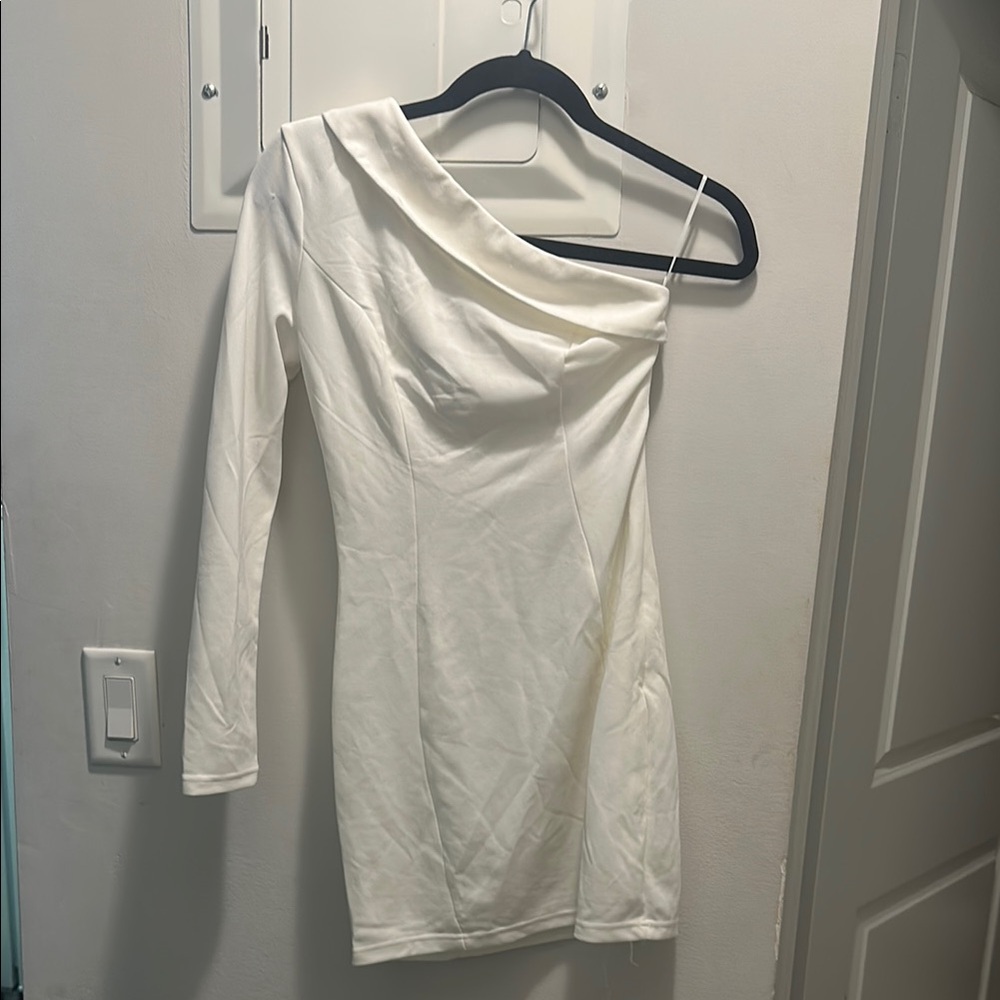 Hello Molly White Asymmetrical Backless Bodycon Dress